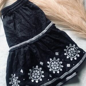 Kate Spade Black skirt with white embroidery